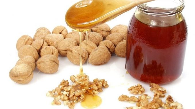 الجوز والعسل لعلاج التهاب وخمول الغدة الدرقية