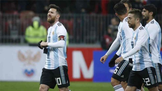 ميسي يعود لبرشلونة الارجنتين روسيا