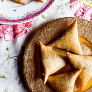 سمبوسة بالباذنجان سمبوسة بالباذنجان